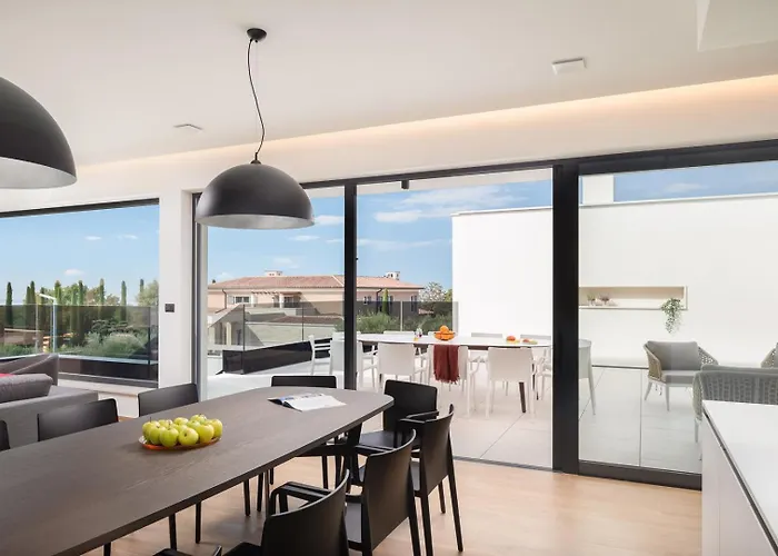 Old Olive Iv * Vodnjan